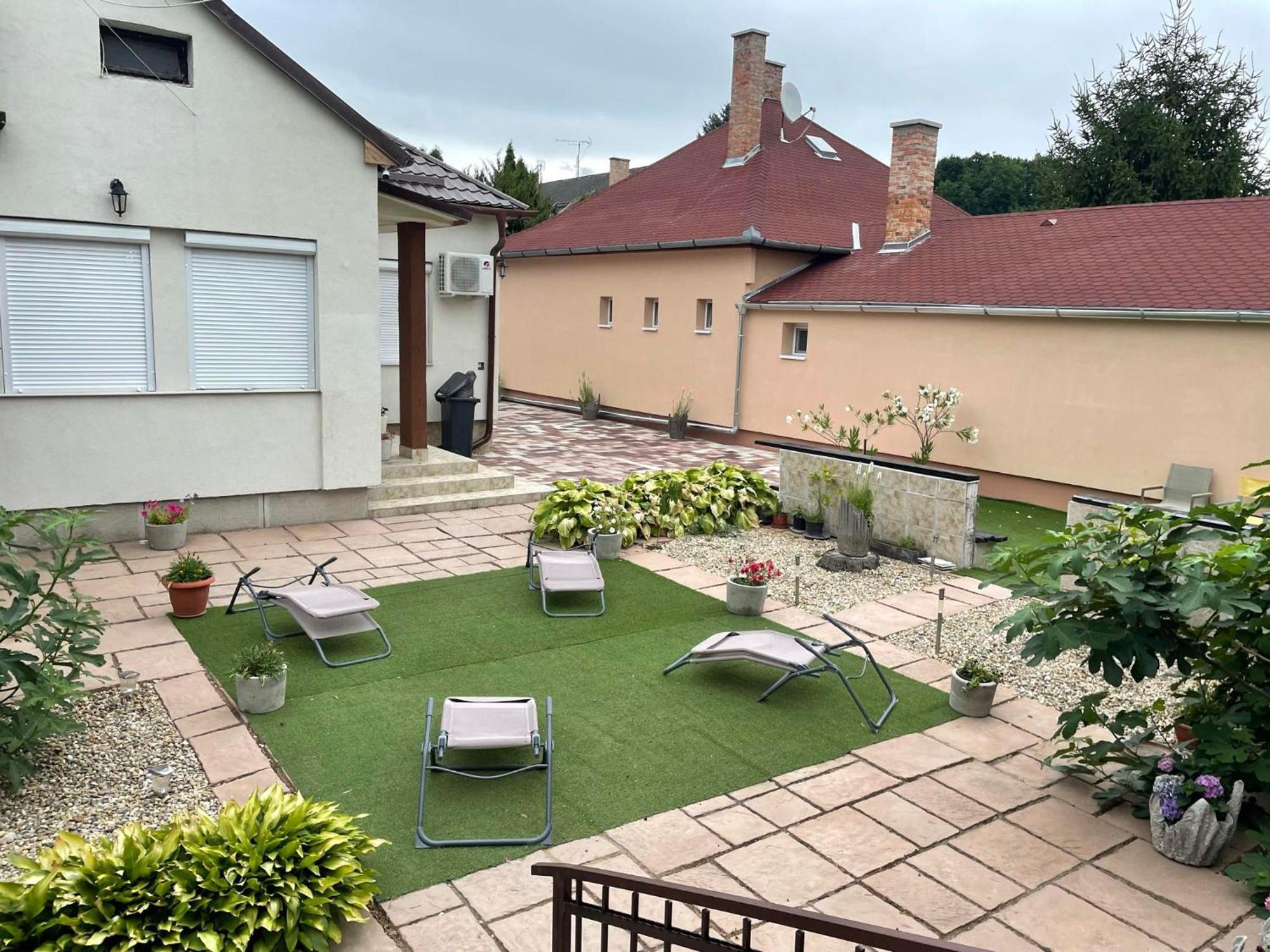Adam Apartman Hajdúszoboszló 외부 사진